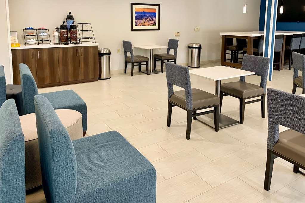 Comfort Inn & Suites Troutville - Roanoke North - Daleville Restaurang bild